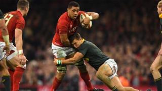 Taulupe Faletau