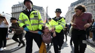 Protester arrested at Oxford Circus