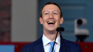 Основатель и гендиректор "Фейсбука" Марк Цукерберг