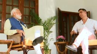 नरेंद्र मोदी-अक्षय कुमार