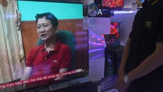 Ông Trịnh Xuân Thanh xuất hiện trong đoạn phim chiếu trong chương trình thời sự của VTV tối 3/8