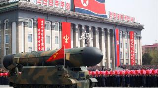 今年4月朝鲜阅兵式上展示的洲际导弹