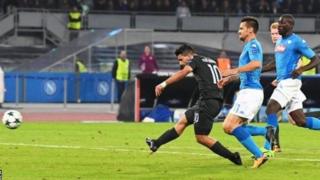 Sergio Aguero amekuwa mfungaji wa mabao mengi katika historia ya klabu ya Manchester City huku timu hiyo ikiilaza Napoli 4-2 ugenini