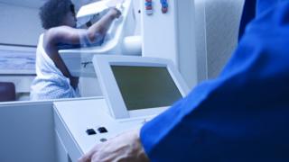 Woman has mammogram
