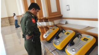 တပ်မတော်သား ကိုယ်စားလှယ်တွေတကယ်ဆွေးနွေးတော့ မပါလာ။