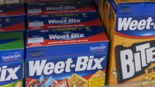 Коробки Weet-Bix на полке супермаркета в Австралии