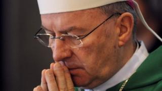 Archibishop Luigi Ventura in prayer