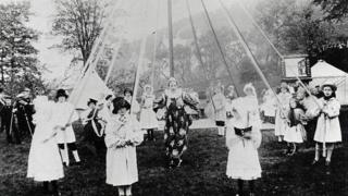 Maypole dancing at Rudyard, 1905