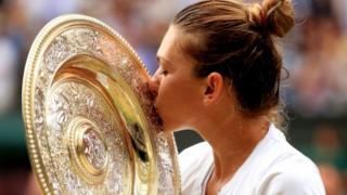 Simona Halep and trophy