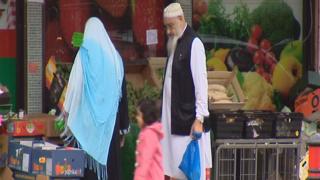 Asian shoppers in Glasgow