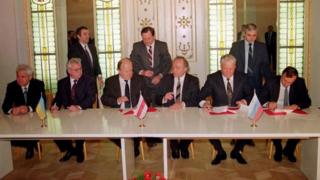 Участники подписания