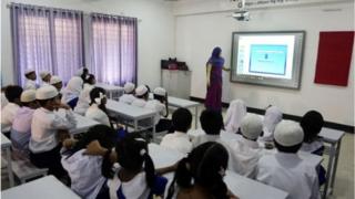 শ্রেনীকক্ষে আলাদা করে অনলাইনে ভুল তথ্য নিয়ে আলোচনা করতে হবে