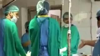 The doctors are seen trading insults in Hindi
