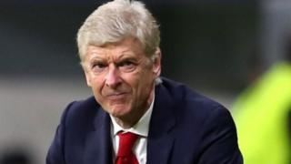 Arsene Wenger arangiza amasezerano y'akazi na Arsenal mu ci