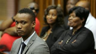 Afriforum a annoncé qu'il poursuivrait au civil Duduzane Zuma, le fils du président sud-africain accusé d'homicide.