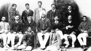 1911 च्या मे महिन्यात लंडनला जाण्याची तयारी करणारा भारतीय संघ