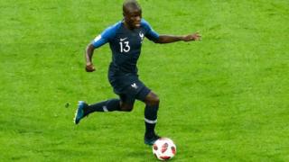 N'Golo Kante ari mu bakinyi bafashije Ubufaransa gushika mu rukino rwa nyuma rw'ihiganwa ry'igikombe c'isi yose