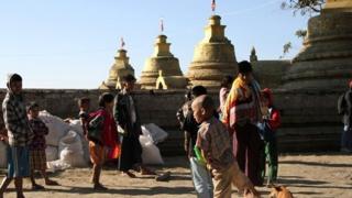 MPT ၊ တယ်လီနော၊ အော်ရီဒူးနဲ့ Mytel လေးခုစလုံးကို ပိတ်လိုက်တယ်လို့