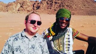 Londralı Adam Bradford ile Kaliforniyalı Jordan Swain