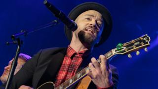 Justin Timberlake to make Super Bowl return - BBC News