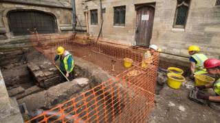 Dig at Hull Minster