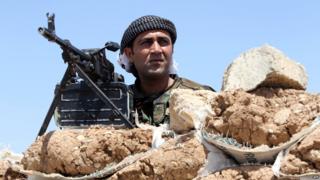 Kurdish soldier in Bashiqa