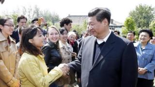 习近平视察北大