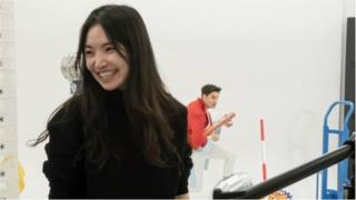 Bora quyết định thành lập ban nhạc boyband trong khi cô đang học ở Columbia