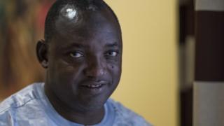 Adama Barrow et Fatoumata Jallow Tambajanga se rejoignent notamment dans l'idée de créer une commission Vérité et Réconciliation.