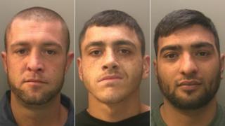 Grant Cuthbert, Gary Radford ac Ahbil Hussain Ahmed