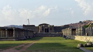 `ஹம்பி`- நிஜ பாகுபலி நகரம்: வீழ்ந்த ஒரு பேரரசின் கதை