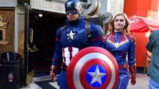 Penonton Avengers: Endgame di Chinese Theatre, Los Angeles pada 25 April lalu.