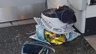 ট্রেনের কামরায়র ভেতরে বিস্ফোরক