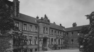 Royal School for the Blind Liverpool (Liverpool Görme Engelliler Özel Okulu)
