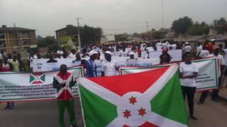 Babyukiye mu myigaragambyo yo kwamagana ibitangazamakuru mpuzamahanga cyane RFI