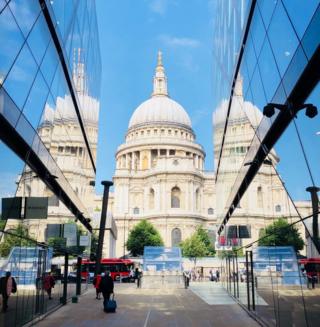 St Paul’s cathedral framed by the One New Change shopping centre