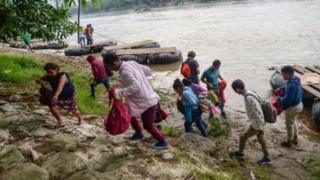 'Yan gudun hijira daga Guatemala kan hanyarsu ta zuwa Amurka