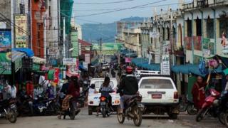 လားရှိုးမြို့ လူစည်ကားရာ နေရာ