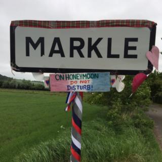 Markle sign