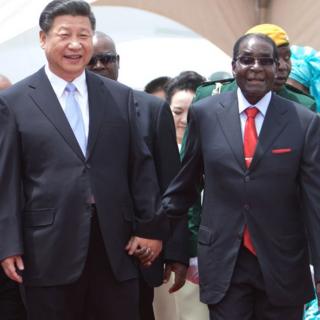 Tập và Mugabe
