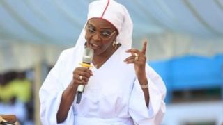 Grace Mugabe, ta samu takardar kammala karatun digirin digirgir a cikin watanni uku