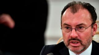 El canciller Luis Videgaray pidió a EE.UU. frenar la separación de familias migrantes.