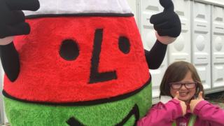 Ela a Mistar Urdd