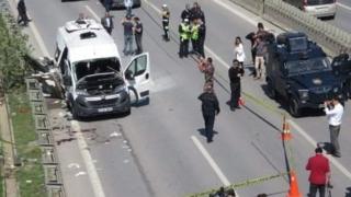 Pendik'te minibüste patlama