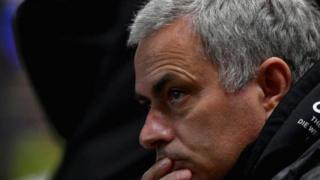 Jose Mourinho alionekana kujaa wasiwasi wakati mechi hiyo ilipoendelea