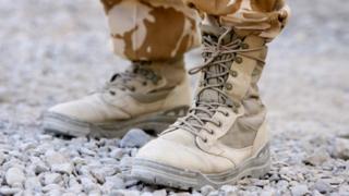 British soldier's boots in Iraq