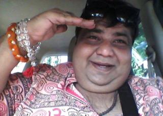 कविकुमार आझाद