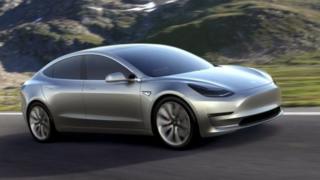 Tesla sürücüsüz araç