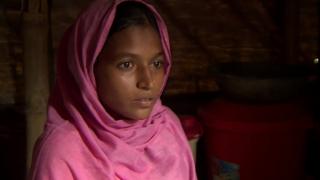 Niña rohingya