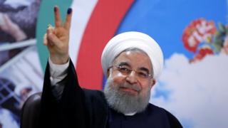 آقای روحانی بعد از ثبت نام